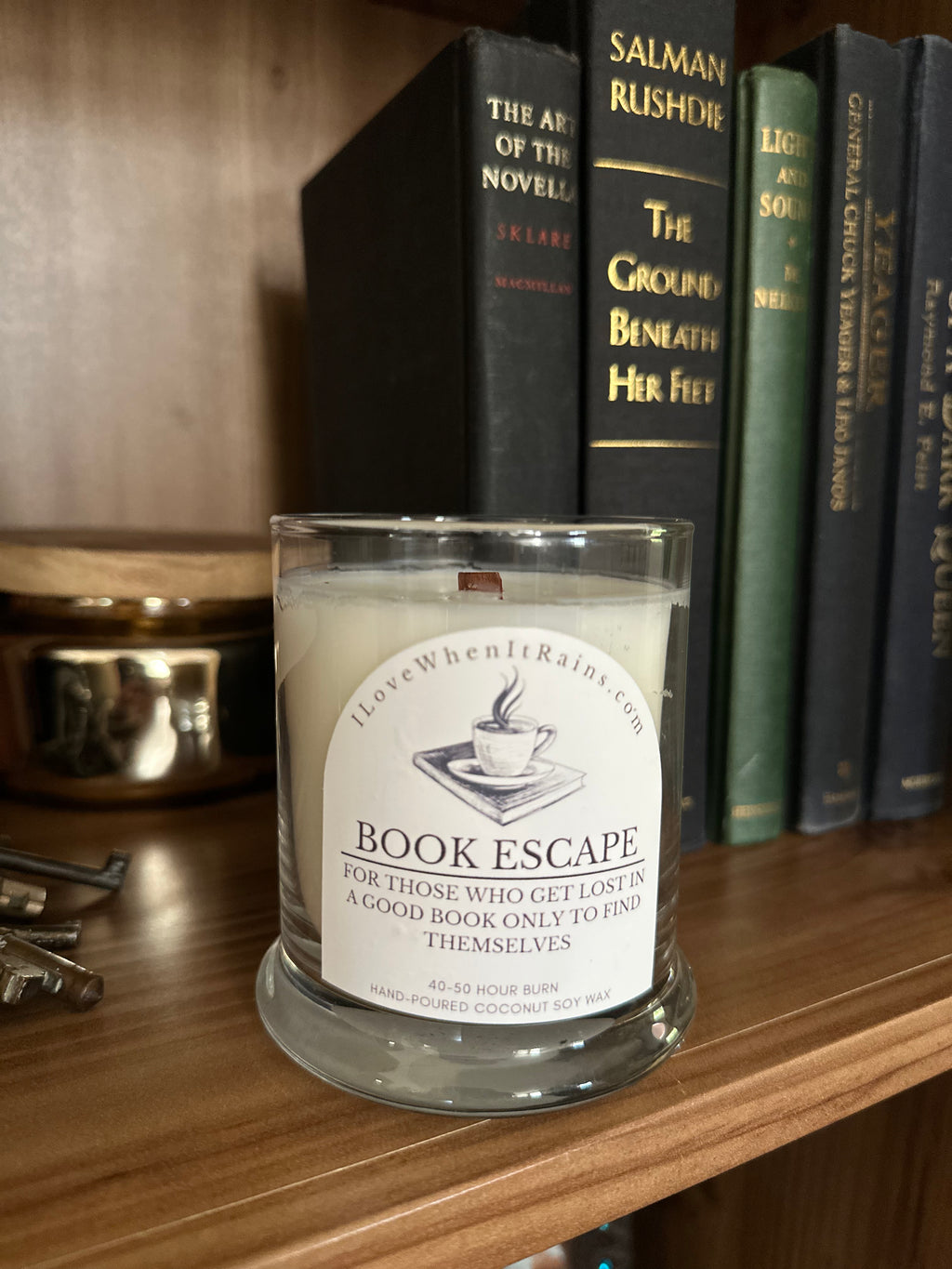 Book Escape Candle